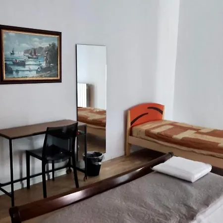 Dimora Rudiae Couette-café Lecce