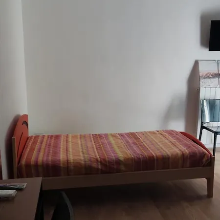 Oda ve Kahvaltı Dimora Rudiae Lecce